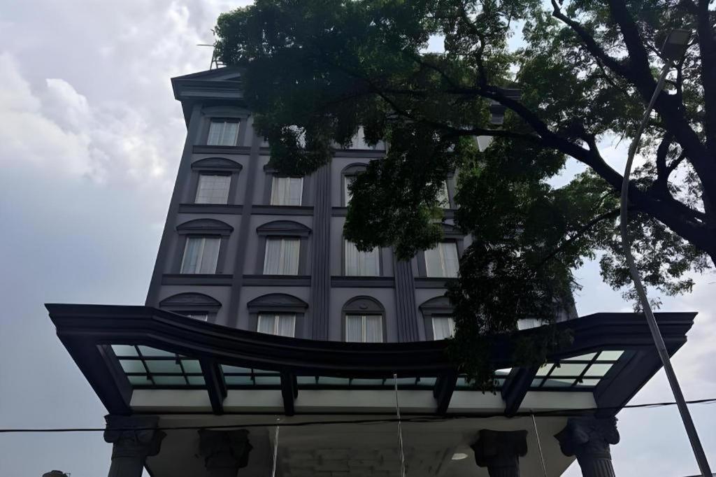D'Primahotel Бандунг Экстерьер фото